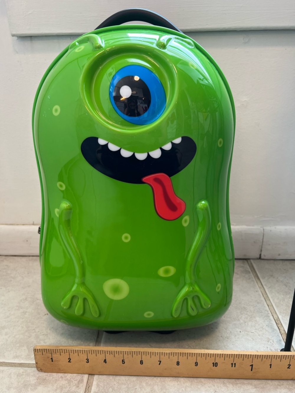 Travel Buddies Kids Alien Suitcase *READ DESCRIPTION*